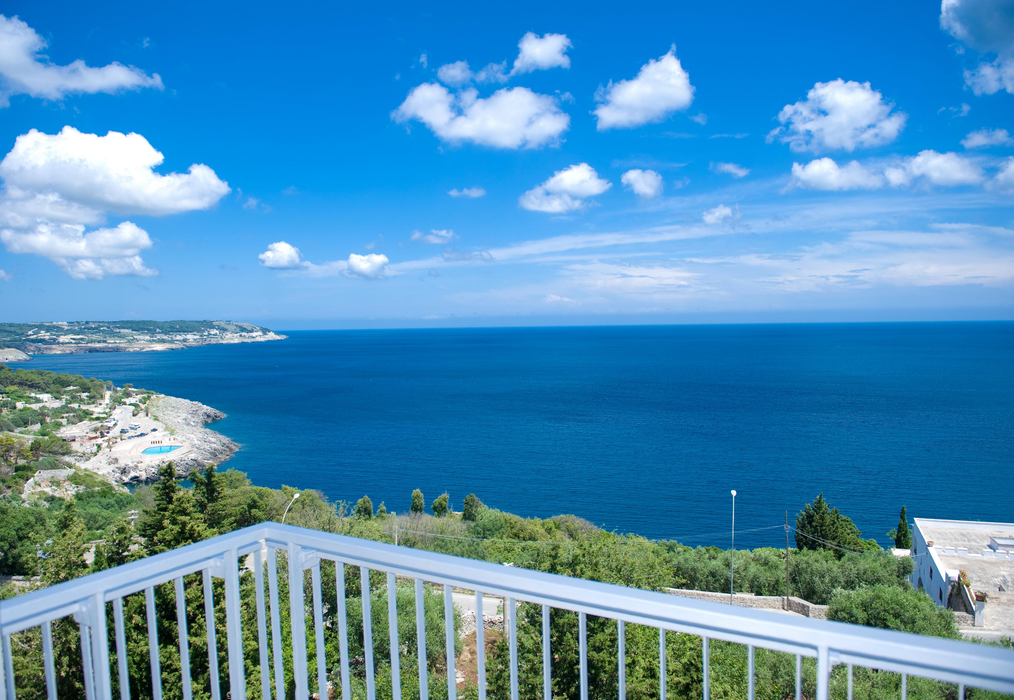 Hotel Orsa Maggiore Castro  Экстерьер фото