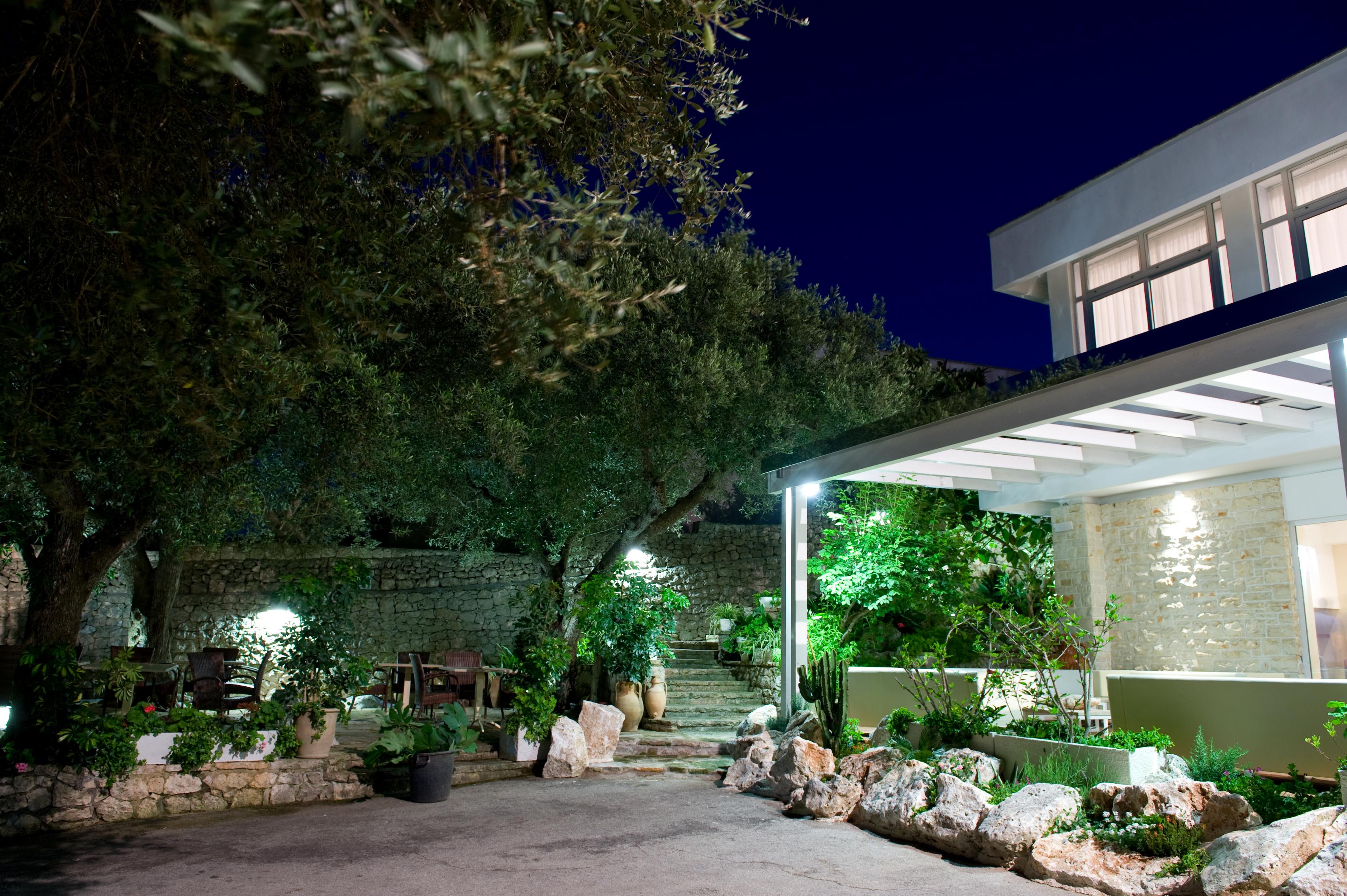 Hotel Orsa Maggiore Castro  Экстерьер фото