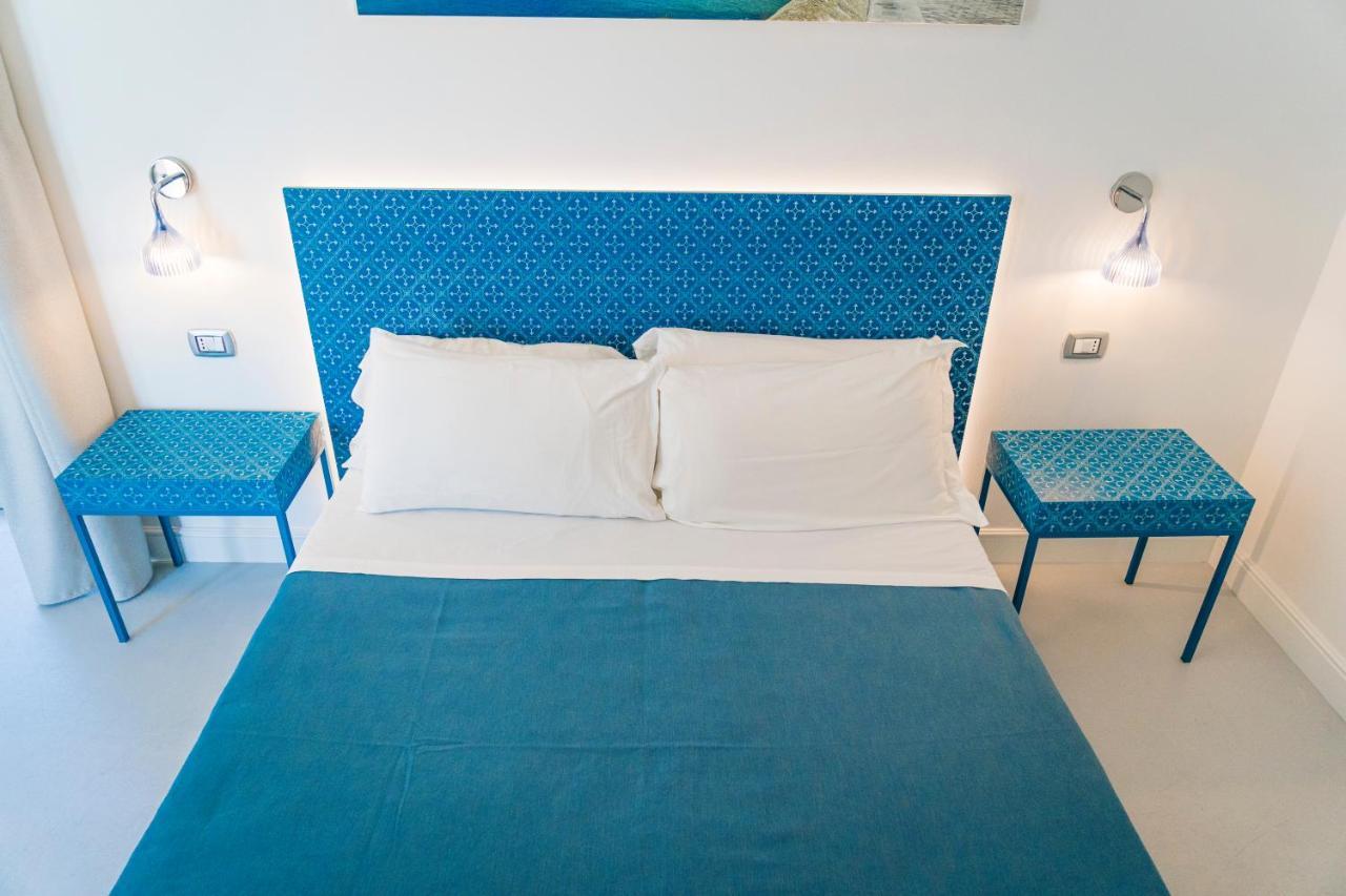 Hotel Orsa Maggiore Castro  Экстерьер фото